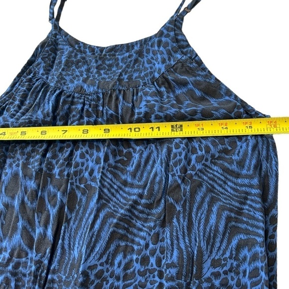 LONDON JEAN SHORTS JUMPER BLUE BLACK ANIMAL PRINT 100% RAYON, SIZE XS - Picture 3 of 7
